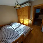Jakub - červená Veža Prázdninový dům Banka