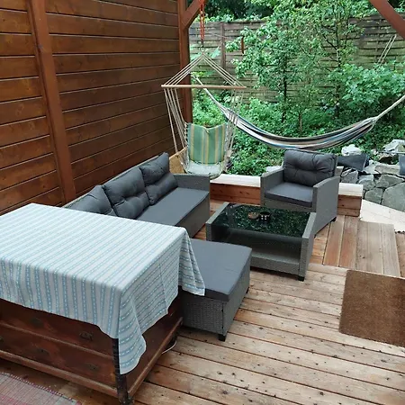 Jakub - Cervena Veza * Banka